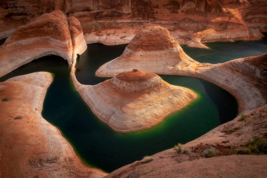 reflection canyon hike