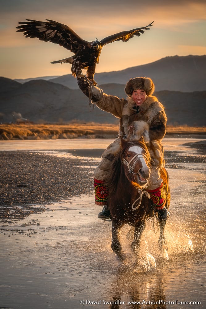 Mongolia Eagle Hunter Horse Riding