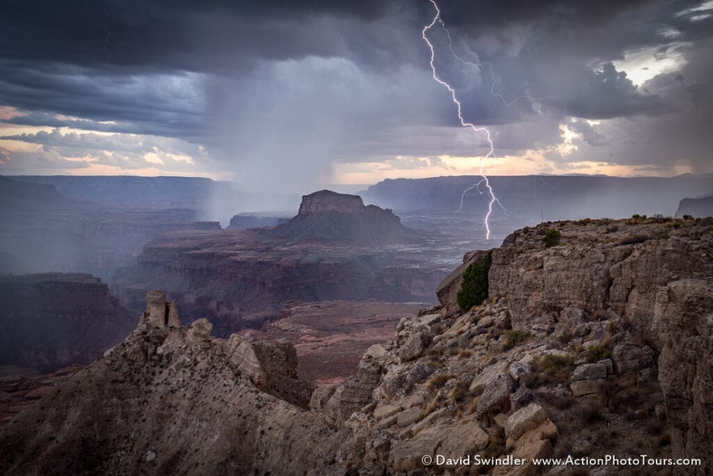 Lightning Weather Capturing Landscape Images
