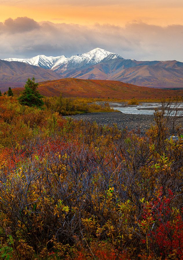 Right In The Middle Looking Down Valley_Alaska Fall Colors